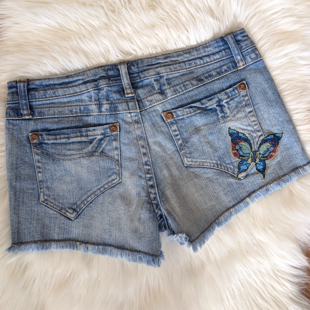 Vintage Y2K No Boundaries Butterfly Low Rise Shorts - Picture 1 of 2